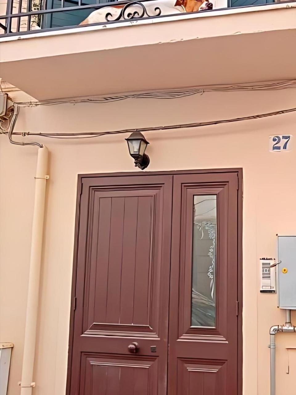 Zisa Home Ai Cantieri Culturali-Facile Posteggio In Strada No Ticket Palermo Exteriör bild